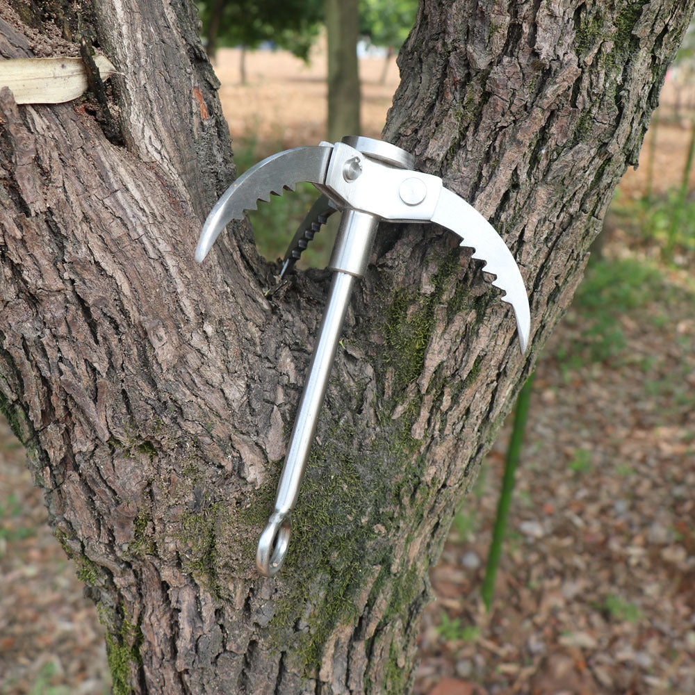 Field climbing carabiner